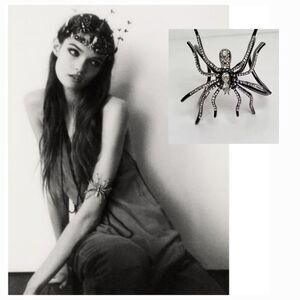 New ZARA Anthracite Spider Shaped Metal Bracelet Rhinestone Appliqués